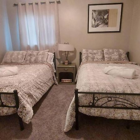 קולורדו ספרינגס Cheerful 3 Bedroom House. Great Location מראה חיצוני תמונה
